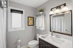 9 BACON LANE | Fonthill Ontario | Slide Image Nineteen