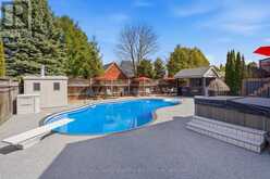 9 BACON LANE | Fonthill Ontario | Slide Image Thirty-one