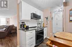 B5 - 7 GALE CRESCENT | St. Catharines Ontario | Slide Image Ten