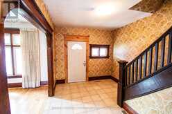 86 GRIFFITH STREET | Welland Ontario | Slide Image Ten