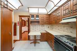 85 WESTGATE PARK DRIVE | St. Catharines Ontario | Slide Image Ten