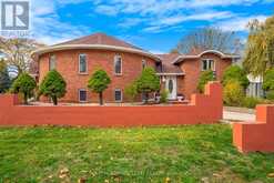 85 WESTGATE PARK DRIVE | St. Catharines Ontario | Slide Image Two