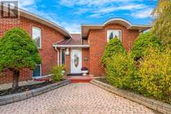 85 WESTGATE PARK DRIVE | St. Catharines Ontario | Slide Image Six