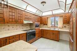 85 WESTGATE PARK DRIVE | St. Catharines Ontario | Slide Image Eight
