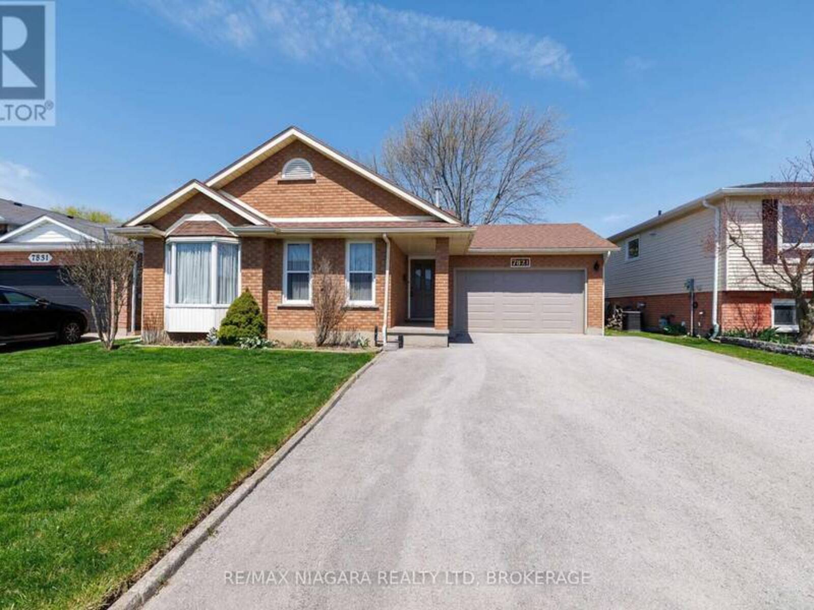 7821 WINDFIELD STREET, Niagara Falls, Ontario L2H 2X5