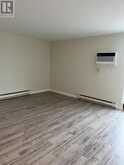 302 - 4692 CRYSLER AVENUE | Niagara Falls Ontario | Slide Image Eight