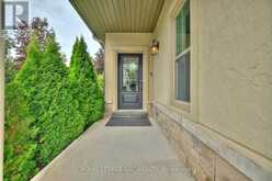 50 ABERDEEN LANE S | Niagara-on-the-Lake Ontario | Slide Image Four