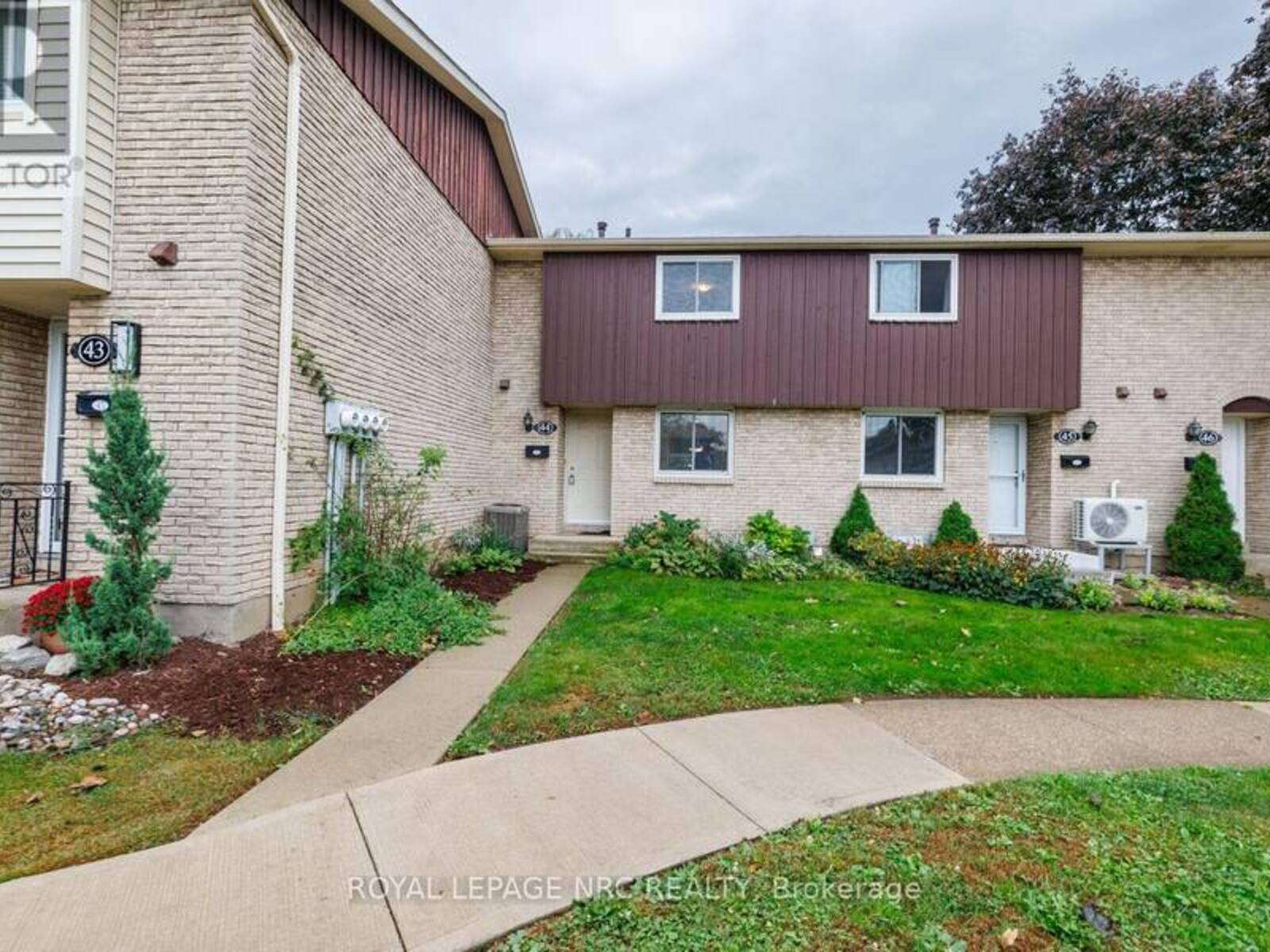 44 - 50 LAKESHORE ROAD, St. Catharines, Ontario L2N 6P8