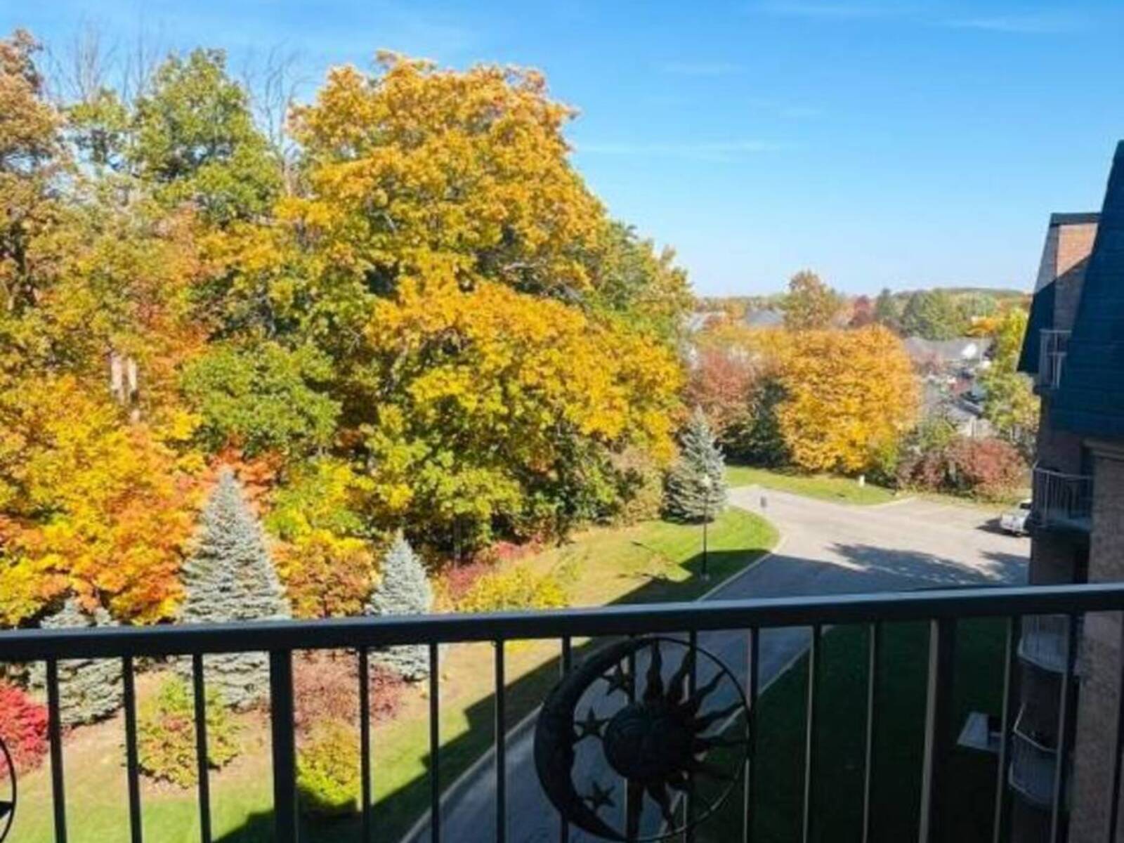 504 - 8111 FOREST GLEN DRIVE, Niagara Falls, Ontario L2H 2Y7