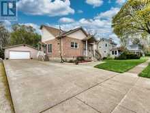 8110 LAMONT AVENUE | Niagara Falls Ontario | Slide Image One