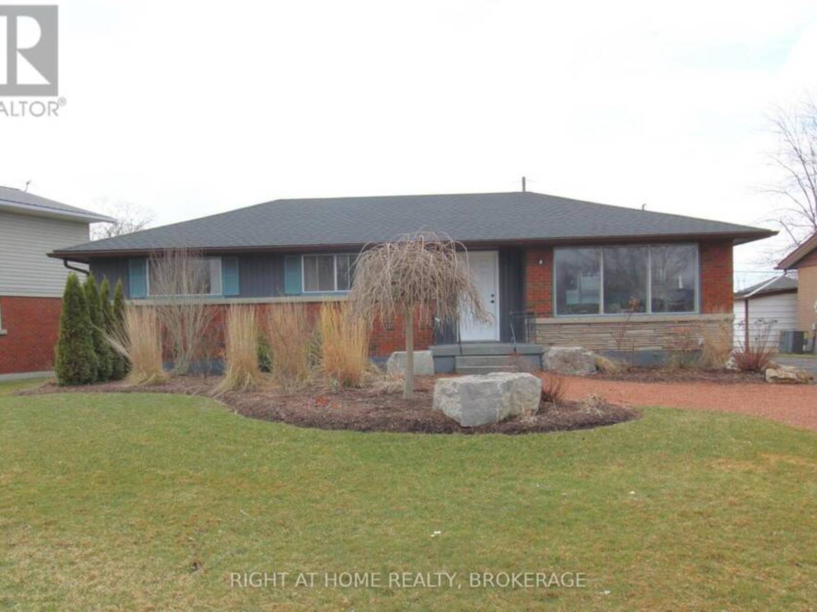 105 GLENWOOD PARKWAY, Welland, Ontario L3B 5M7