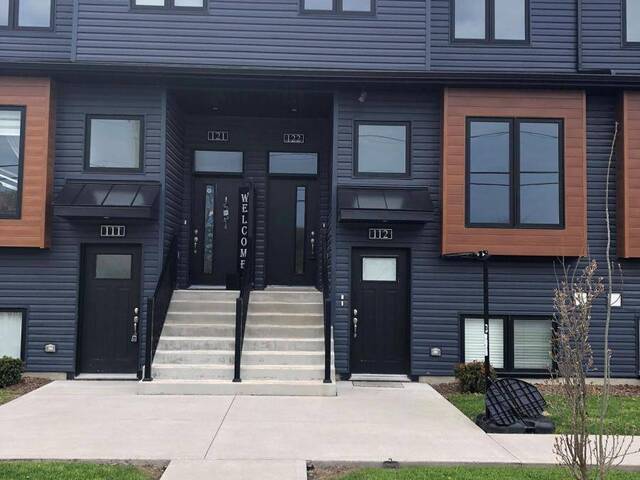 122 - 781 CLARE AVENUE Welland Ontario, L3C 0K1 - 3 Bedrooms Condo For Sale