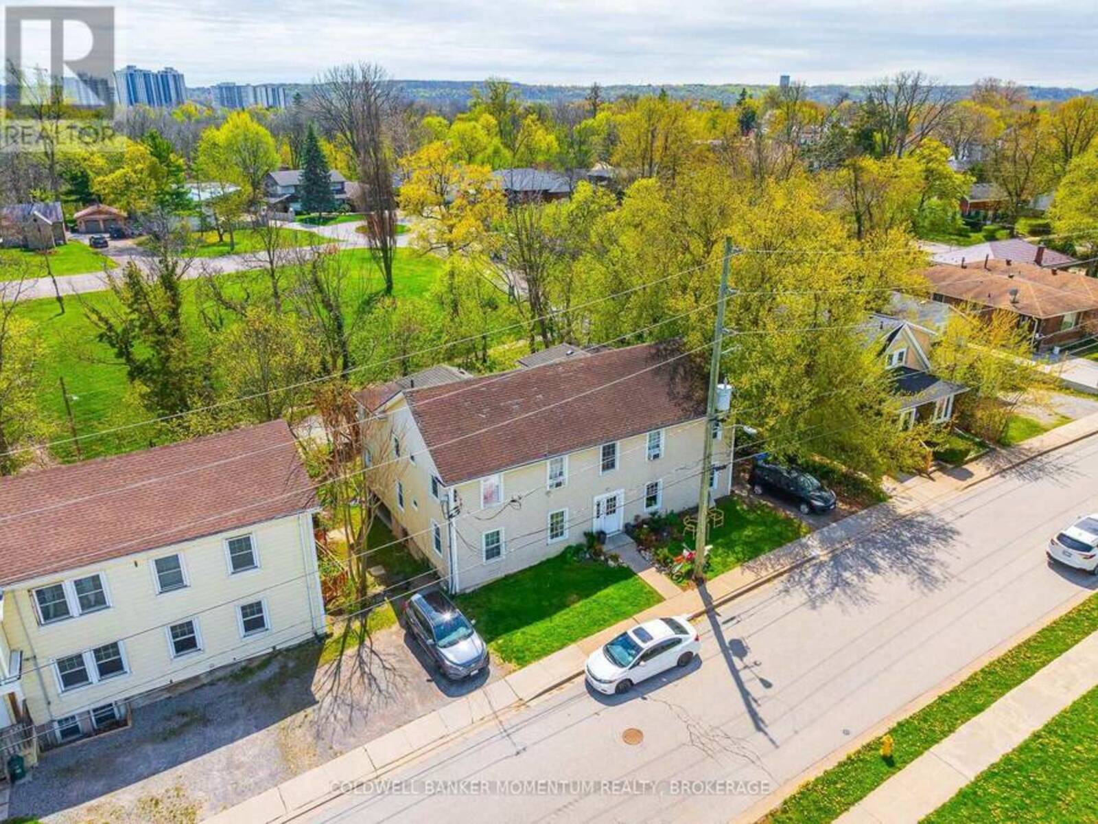 17 HAINER STREET, St. Catharines, Ontario L2S 1M5