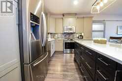 305 - 379 SCOTT STREET | St. Catharines Ontario | Slide Image Nine