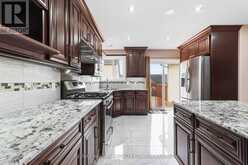 8253 COSTABILE DRIVE | Niagara Falls Ontario | Slide Image Eight