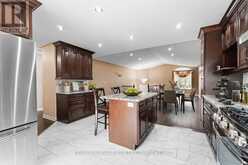 8253 COSTABILE DRIVE | Niagara Falls Ontario | Slide Image Five