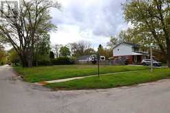 74 SUMMIT AVENUE | Welland Ontario | Slide Image Two