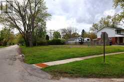74 SUMMIT AVENUE | Welland Ontario | Slide Image Four