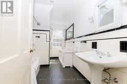 86 PARKWAY | Welland Ontario | Slide Image Forty