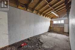 4576 FOURTH AVENUE | Niagara Falls Ontario | Slide Image Forty