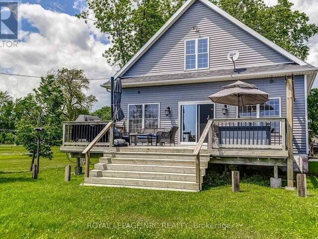 10849 LAKESHORE ROAD W Port Colborne Ontario, L3K 5V4 - 2 Bedrooms Waterfront Home For sale