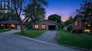 6976 ABBEY CIRCLE | Niagara Falls Ontario | Slide Image Three