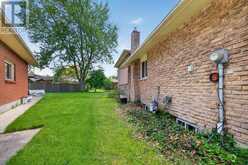 6976 ABBEY CIRCLE | Niagara Falls Ontario | Slide Image Nine