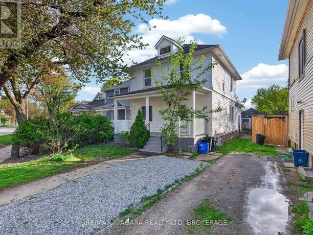 173 LAKE STREET St. Catharines Ontario, L2R 5Y8 - 4 Bedrooms Home For Sale