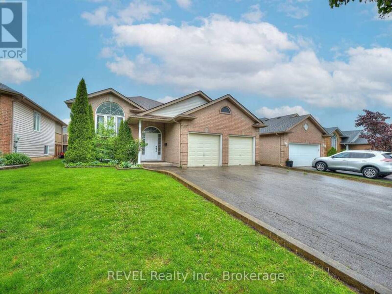 28 QUAKER ROAD, Welland, Ontario L3C 7K7