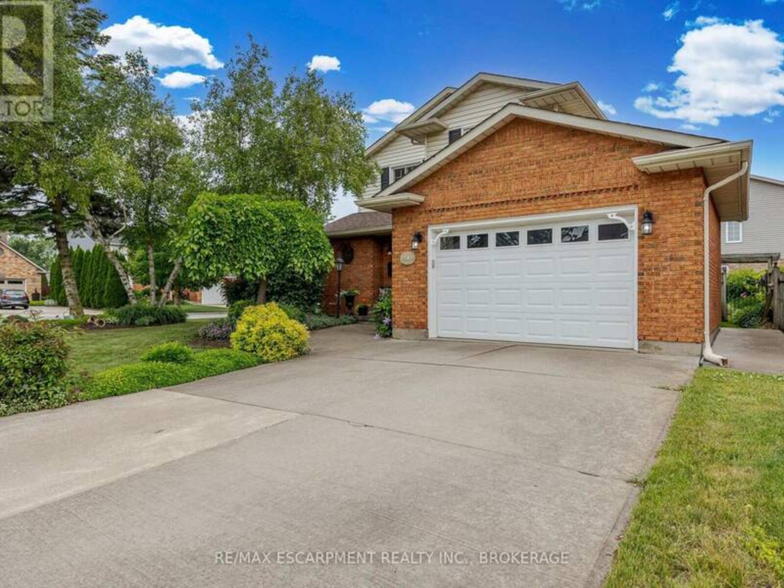 7543 MERRITT AVENUE, Niagara Falls, Ontario L2G 5C3