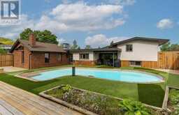 93 RIVERVIEW BOULEVARD | St. Catharines Ontario | Slide Image Two