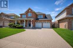 47 HONEY LOCUST CIRCLE | Thorold Ontario | Slide Image Three