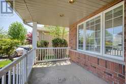 47 HONEY LOCUST CIRCLE | Thorold Ontario | Slide Image Four