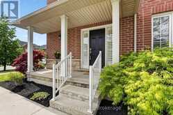 29 SPRINGBREEZE HEIGHTS | Hamilton Ontario | Slide Image Four