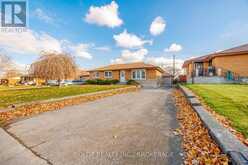 24 WINSLOW CRESCENT | Thorold Ontario | Slide Image Two