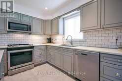179 LUCKPORT CRESCENT | Midland Ontario | Slide Image Eight