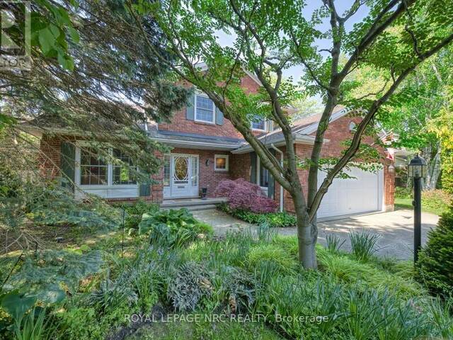 35 GARRISON VILLAGE DRIVE Niagara-on-the-Lake Ontario, L0S 1J0 - 3 Bedrooms Home For Sale
