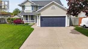 149 GREEN POINTE DRIVE | Welland Ontario | Slide Image Three
