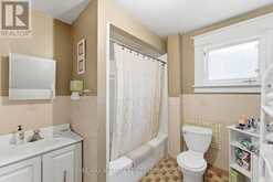 5719 TEMPERANCE AVENUE E | Niagara Falls Ontario | Slide Image Twenty-one