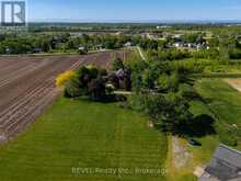 458 CHIPPAWA ROAD | Port Colborne Ontario | Slide Image Thirty-seven