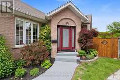 5240 MARCEL CRESCENT | Niagara Falls Ontario | Slide Image Three