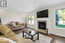 98 DEBORA DRIVE | Grimsby Ontario | Slide Image Twenty