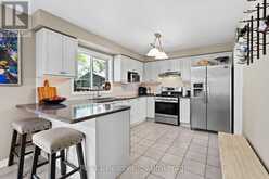 98 DEBORA DRIVE | Grimsby Ontario | Slide Image Twenty-three