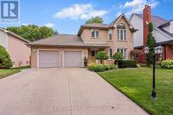 98 DEBORA DRIVE | Grimsby Ontario | Slide Image Three
