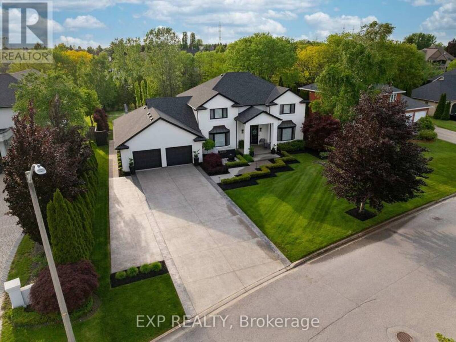 3459 NOTRE DAME COURT, Niagara Falls, Ontario L2H 2X3