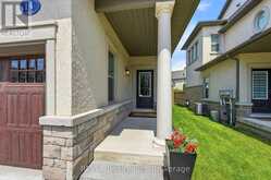 S14 - 14 ST. ANDREWS LANE S | Niagara-on-the-Lake Ontario | Slide Image Four
