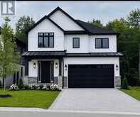 17 SAMUEL AVENUE | Fonthill Ontario | Slide Image One