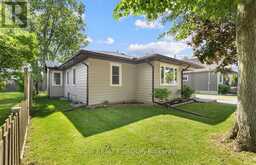 47 CLIFFORD AVENUE | Welland Ontario | Slide Image Nineteen