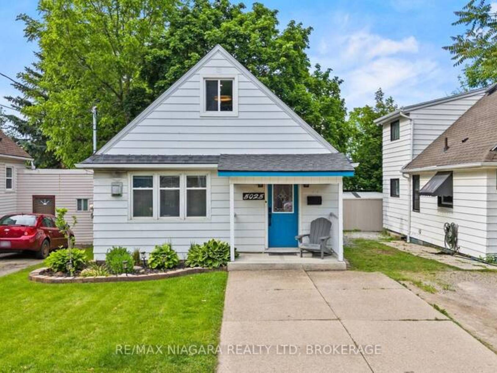 5025 ALBERT STREET, Beamsville, Ontario L2M 6C1