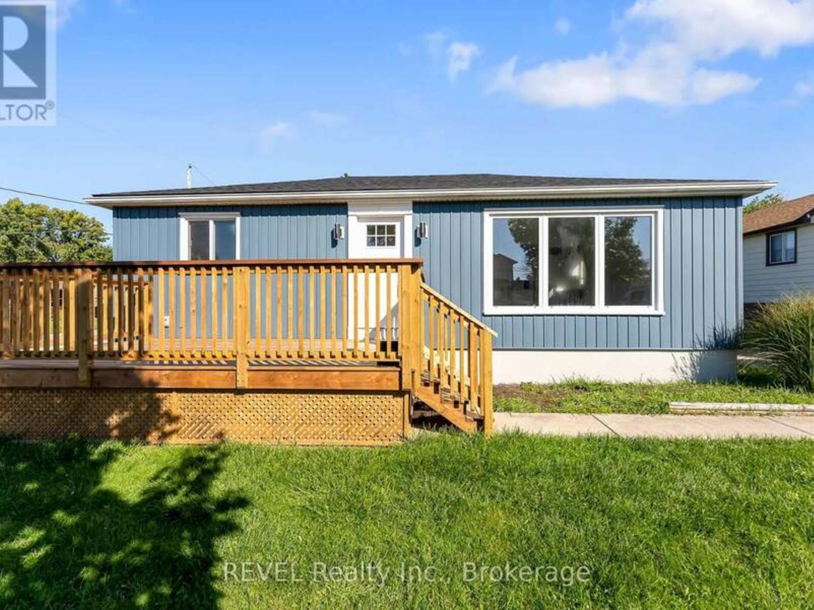 7859 MULHERN STREET, Niagara Falls, Ontario L2H 1B6